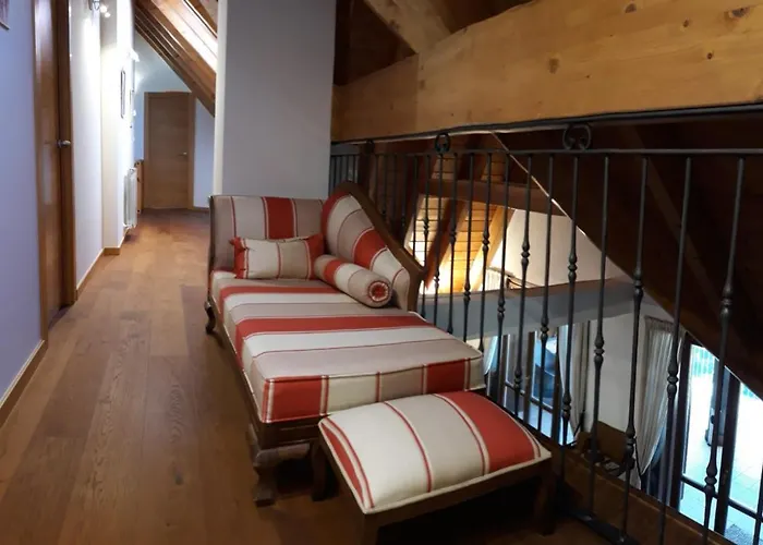 Excelsior. Espectacular Y Exclusivo Apartamento En Sallent De Gallego.